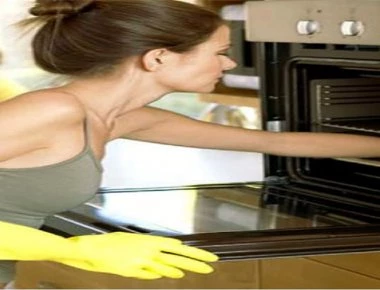 Το απόλυτο κόλπο για να καθαρίσετε τον φούρνο σας – Χωρίς κούραση (φώτο)